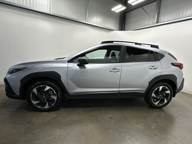 2024 Subaru Crosstrek Limited photo 2