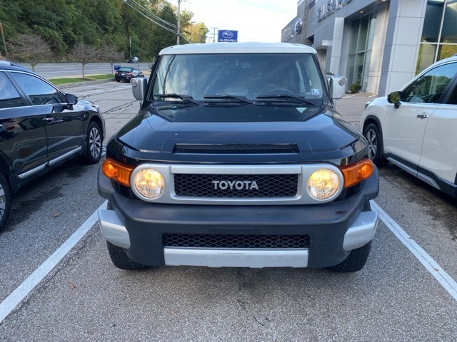 Thumbnail: 2009 Toyota FJ Cruiser - 2