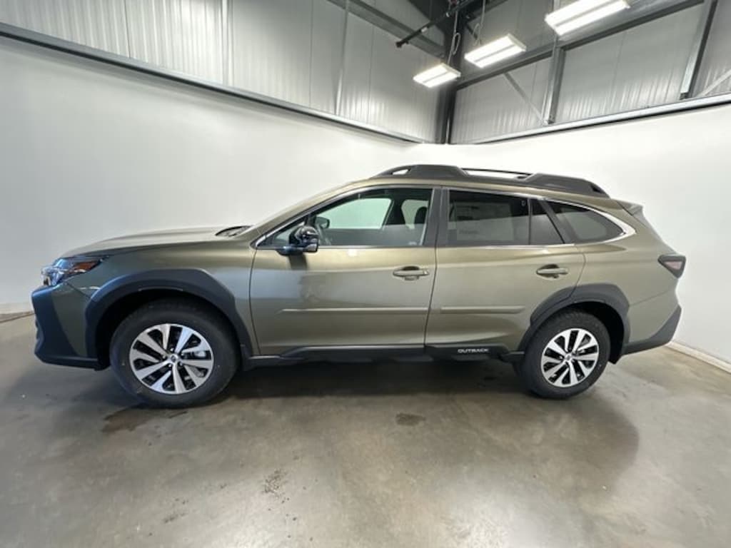 New 2025 Subaru Outback Premium SUV