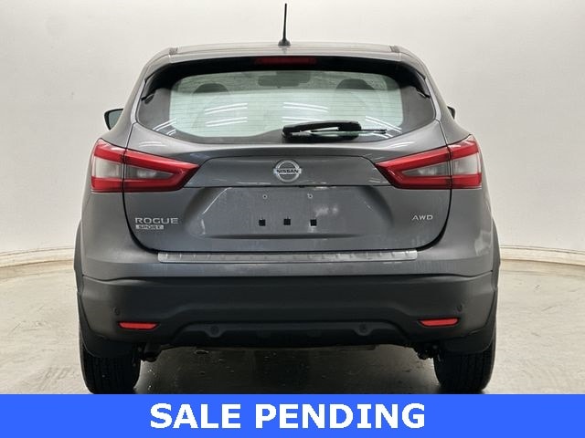 Thumbnail: 2020 Nissan Rogue Sport - 4