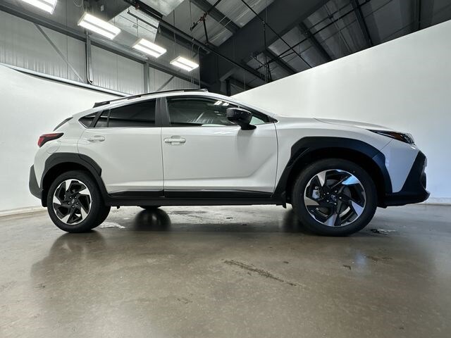 2025 Subaru Crosstrek Limited photo 2