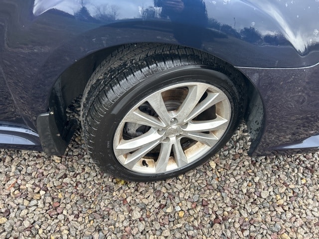 Thumbnail: 2013 Subaru Legacy - 3