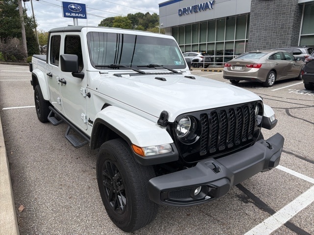Thumbnail: 2022 Jeep Gladiator - 2