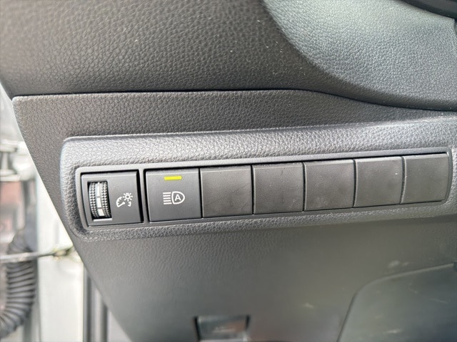 Thumbnail: 2022 Toyota Corolla - 23