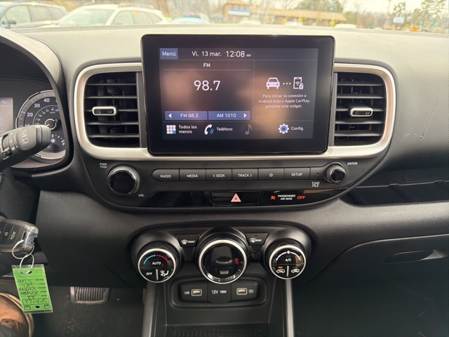 Thumbnail: 2022 Hyundai Venue - 20