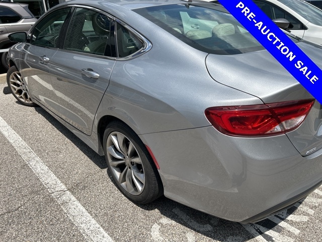 Thumbnail: 2015 Chrysler 200 - 4