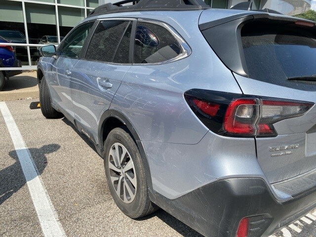 2020 Subaru Outback Premium photo 4