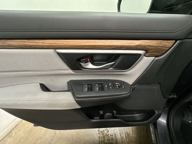 Thumbnail: 2017 Honda CR-V - 18