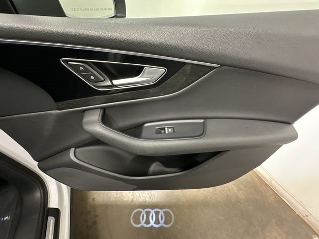 Thumbnail: 2017 Audi Q7 - 24