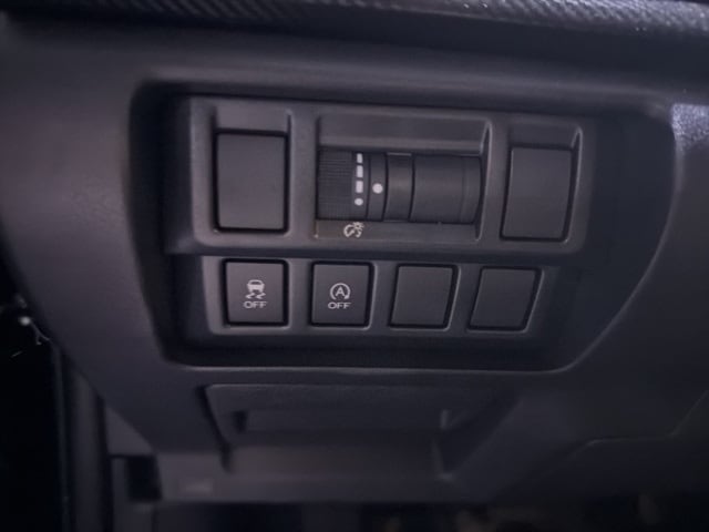 Thumbnail: 2022 Subaru Crosstrek - 10