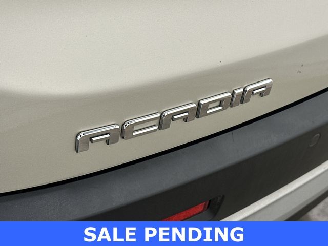 Thumbnail: 2017 GMC Acadia - 32