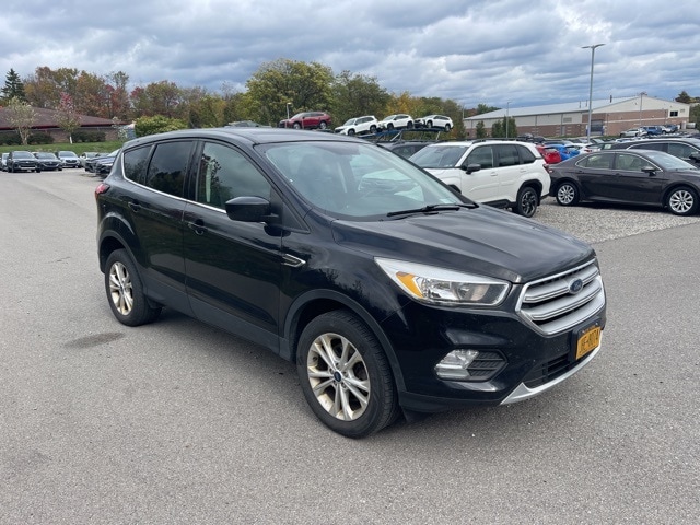 Thumbnail: 2019 Ford Escape - 3