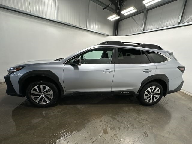 Thumbnail: 2025 Subaru Outback - 2