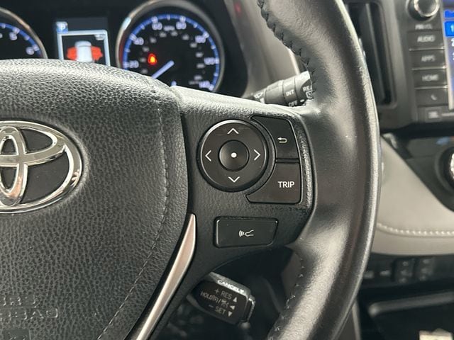 Thumbnail: 2017 Toyota RAV4 - 10