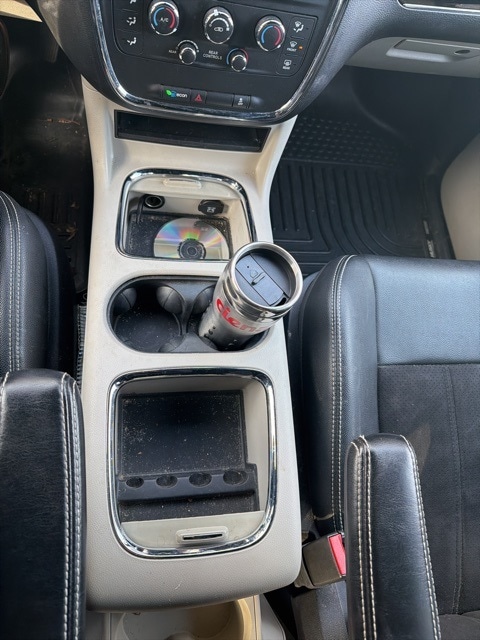 Thumbnail: 2020 Dodge Grand Caravan - 6