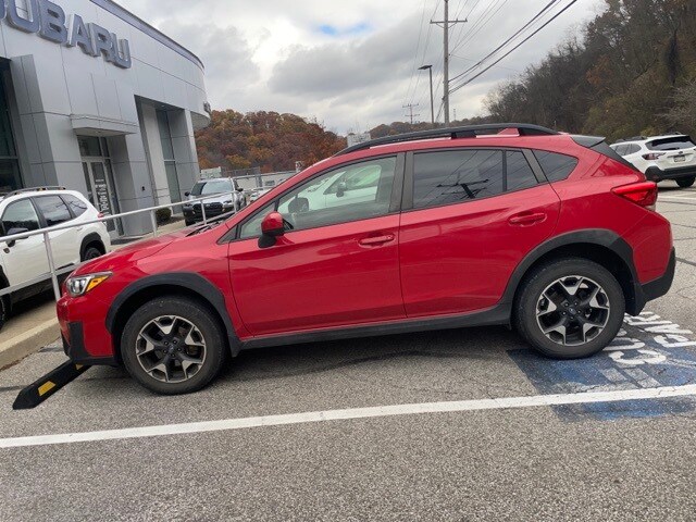 2020 Subaru Crosstrek Premium photo 2
