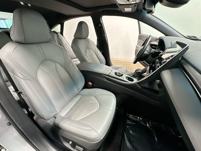 Thumbnail: 2021 Toyota Avalon - 22
