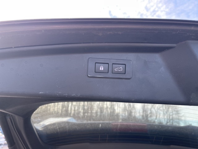 Thumbnail: 2021 Subaru Outback - 12