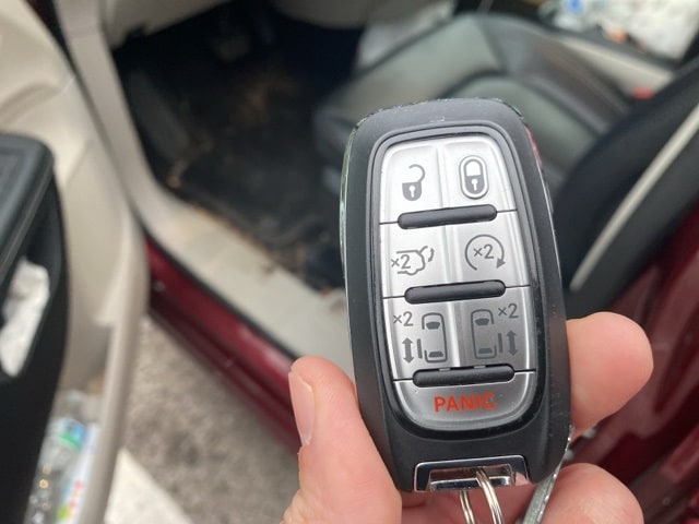 Thumbnail: 2023 Chrysler Pacifica - 27