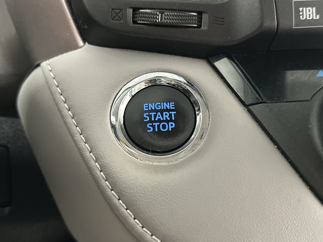 Thumbnail: 2017 Toyota RAV4 - 11