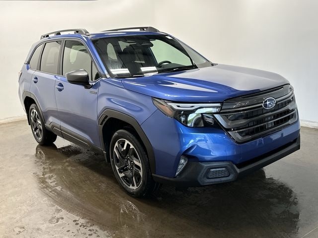 2025 Subaru Forester Premium 28