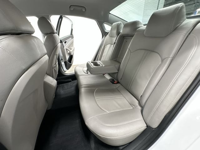 Thumbnail: 2018 Hyundai Sonata - 18