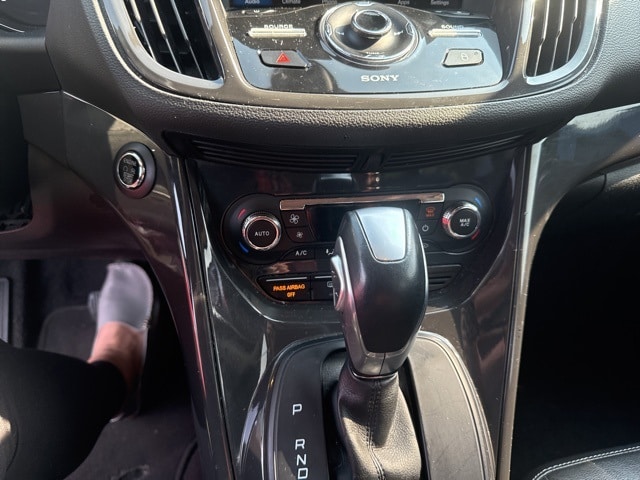 2016 Ford Escape Titanium 11