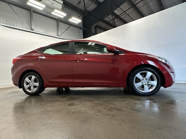 Thumbnail: 2012 Hyundai Elantra - 3