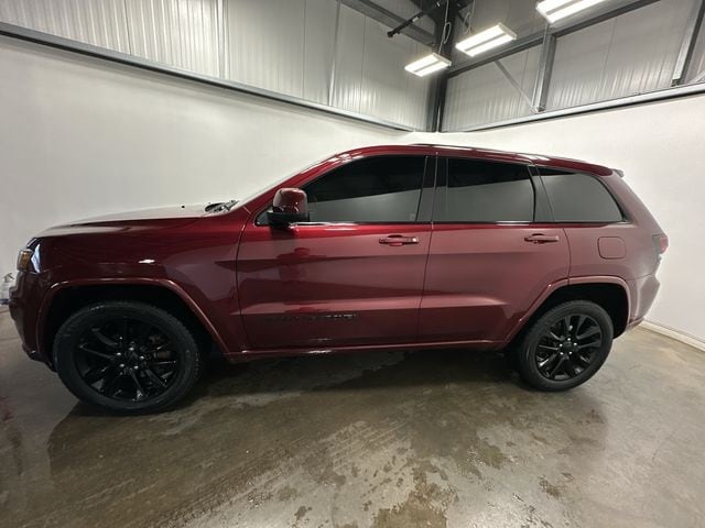 Thumbnail: 2018 Jeep Grand Cherokee - 2