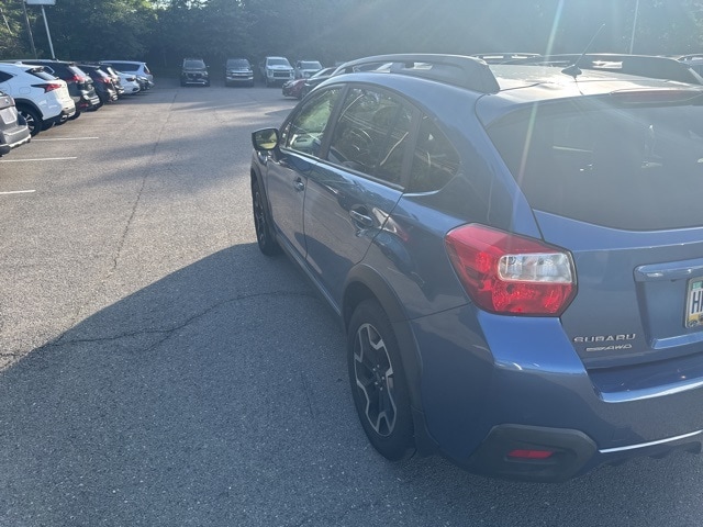 Thumbnail: 2017 Subaru Crosstrek - 4