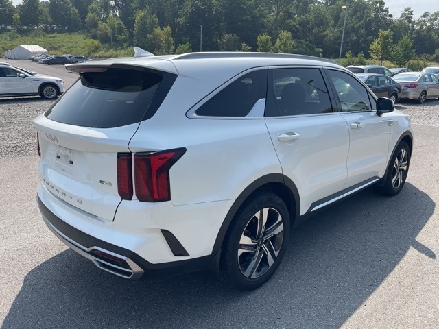 Thumbnail: 2022 Kia Sorento - 6