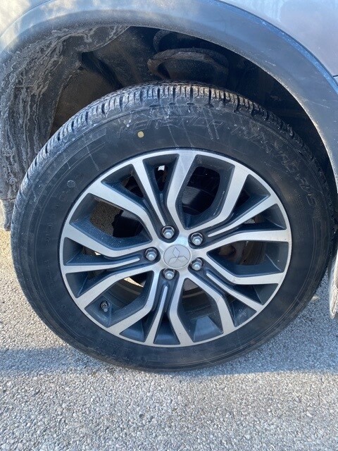 Thumbnail: 2016 Mitsubishi Outlander Sport - 10