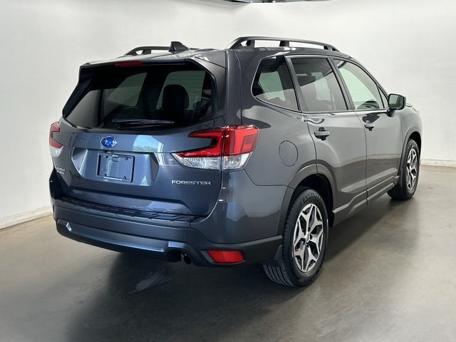 2022 Subaru Forester Premium 33