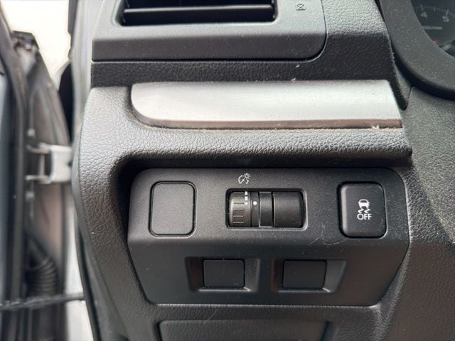 Thumbnail: 2015 Subaru Forester - 21