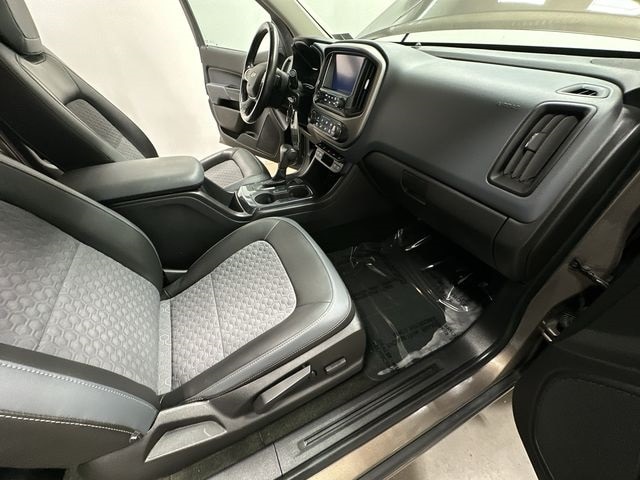 Thumbnail: 2016 Chevrolet Colorado - 19