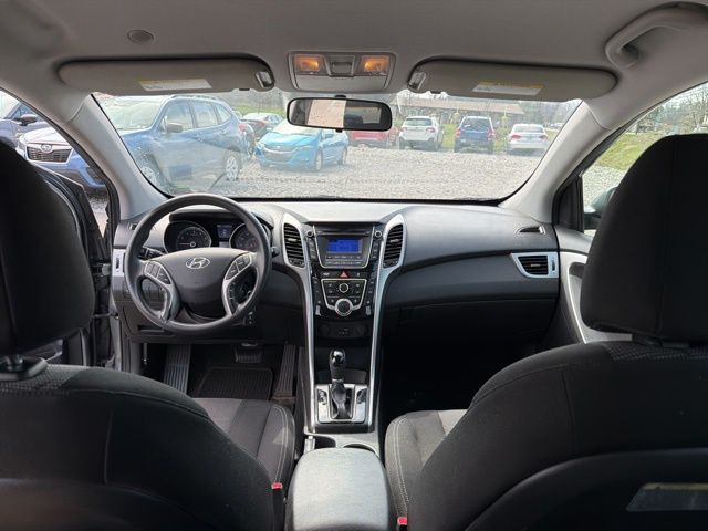 Thumbnail: 2016 Hyundai Elantra - 17