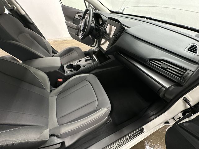 Thumbnail: 2025 Subaru Impreza - 18