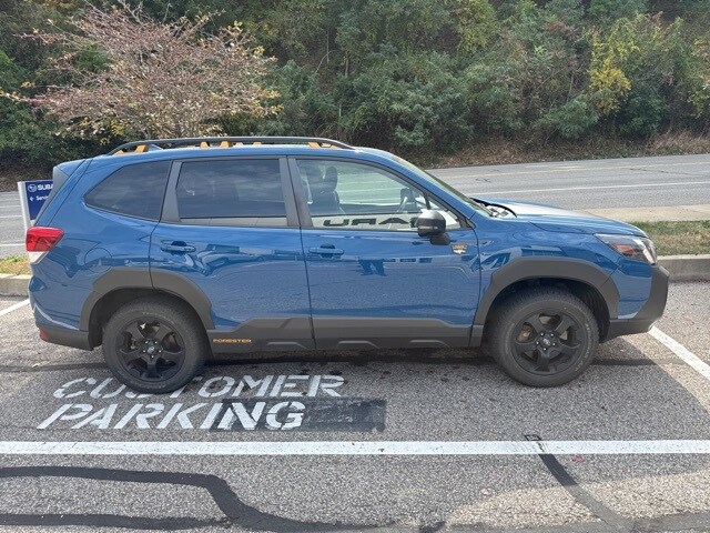 2022 Subaru Forester Wilderness photo 2