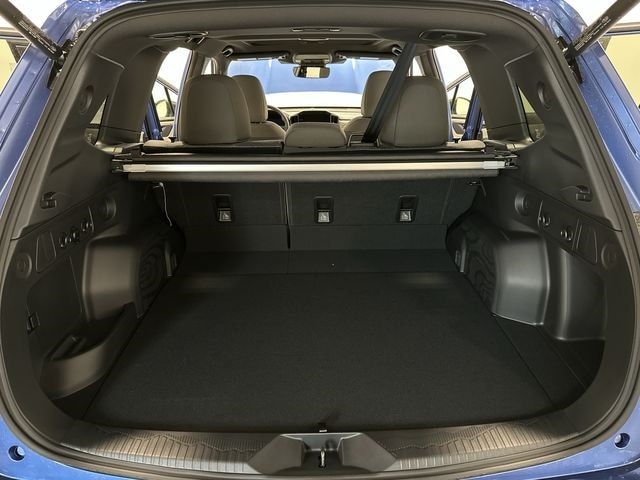 2025 Subaru Forester Premium 24
