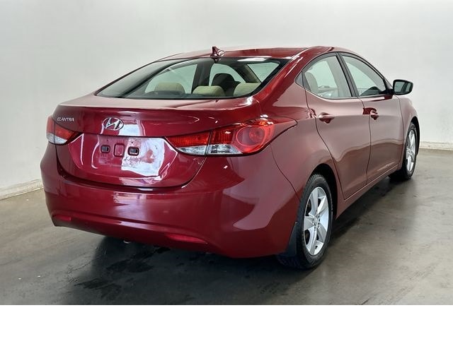 Thumbnail: 2012 Hyundai Elantra - 29
