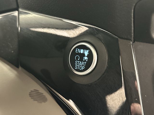 Thumbnail: 2017 Ford Escape - 10