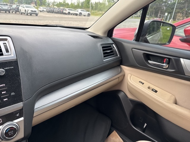2016 Subaru Legacy Premium 9