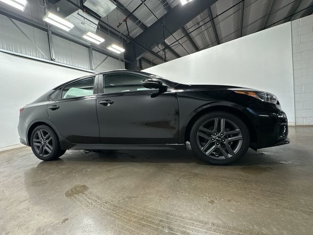 Thumbnail: 2020 Kia Forte - 3