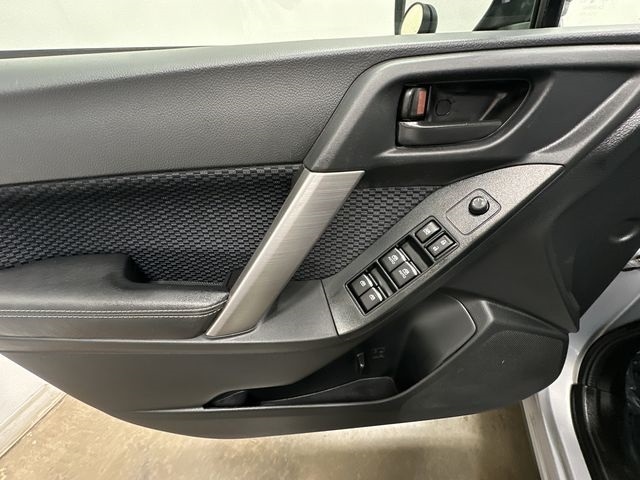 Thumbnail: 2017 Subaru Forester - 15