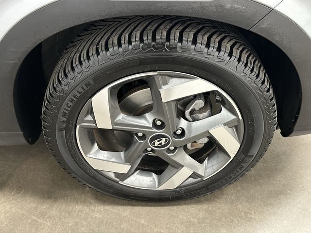 Thumbnail: 2022 Hyundai Venue - 5