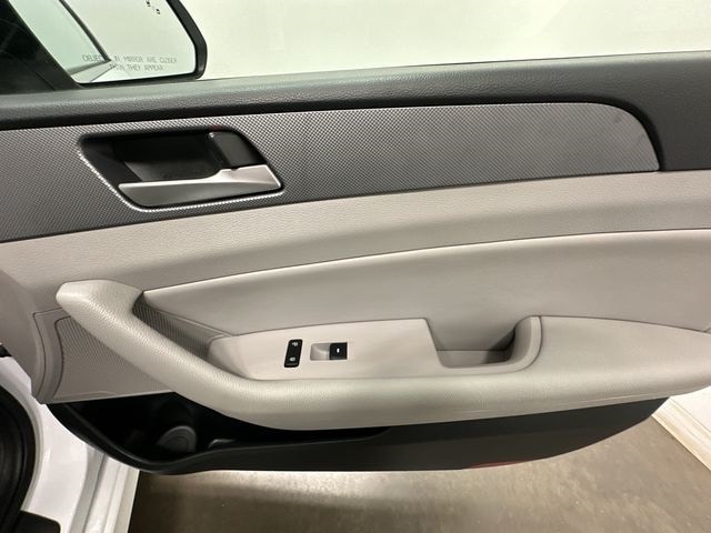 Thumbnail: 2018 Hyundai Sonata - 22