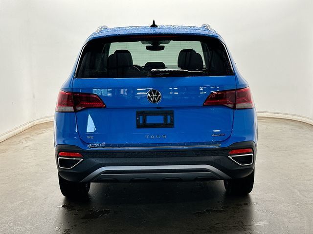 Thumbnail: 2023 Volkswagen Taos - 4