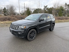 Used 2020 Jeep Grand Cherokee Altitude SUV in Moon Township