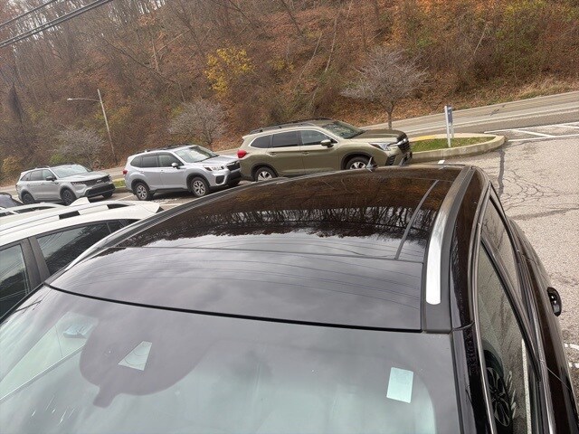 2022 Lincoln Corsair Standard photo 3