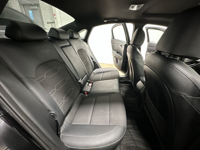 Thumbnail: 2020 Kia Forte - 24